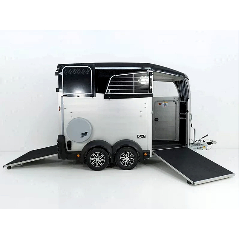 Ifor Williams HBX 511 Pferdeanhänger mit Frontausstieg, Schwarz